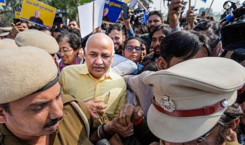 Cbi Aggressive In Delhi Liquor Scam Case.. Sisodia In Custody For Third Day Cbi Aggressive In Delhi Liquor Scam Case.. Sisodia In Custody For Third Day-TeluguStop.com