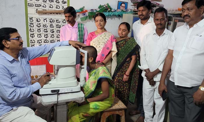  People Should Take Advantage Of The Second Phase Of Eye Light ,cm Kcr ,eye Probl-TeluguStop.com