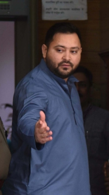 Tejashwi Yadav Likely To Appear Before Cbi In Land-for-job Case Tejashwi Yadav Likely To Appear Before Cbi In Land-for-job Case-TeluguStop.com