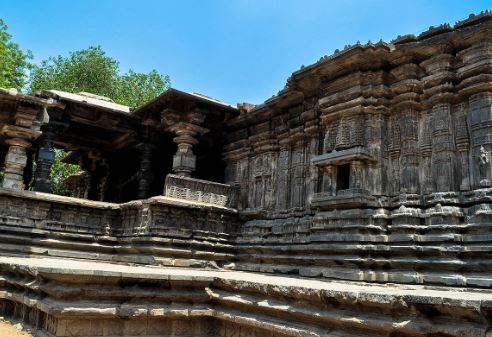  Controversy Over The Conduct Of Ugadi Festivals In The Thousand-pillared Temple-TeluguStop.com