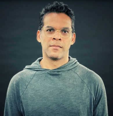  Vikramaditya Motwane Shares What Makes His Filmography So Diverse-TeluguStop.com