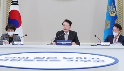  Yoon's Approval Rating Over 40% For Third Straight Week-TeluguStop.com