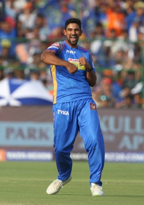  1st T20i: Ish Sodhi's Score-levelling Six Goes In Vain As Sri Lanka Win Super Ov-TeluguStop.com