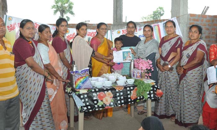  Good Health For Children With Snacks , Icds Cdpo Kiranmai,suryapet District,anga-TeluguStop.com