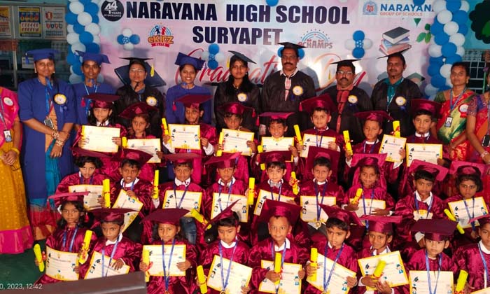  Happy Graduation Day ,narayana High School , Ci Rajasekhar, Agm Donthi Reddy Ven-TeluguStop.com