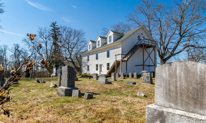 Is The Rented House Near The Graveyard Be Aware Of These Vastu Doshas Details, Is The Rented House Near The Graveyard Be Aware Of These Vastu Doshas Details,-TeluguStop.com