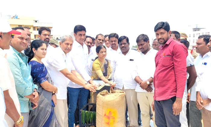  Mla Started Buying Rice Grain Under Fax In Balanagar , Mla , Balanagar , Rice-TeluguStop.com