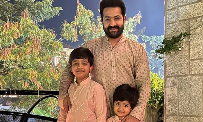  How Is Ntr The Reason For Sakunthalam Movie Flop , Ntr , Samantha , Shaakuntal-TeluguStop.com