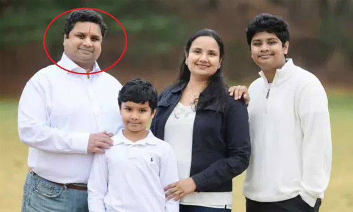  Us Telugu Man Killed In Boston After Being Struck By Bus Details, Us, Telugu Man-TeluguStop.com