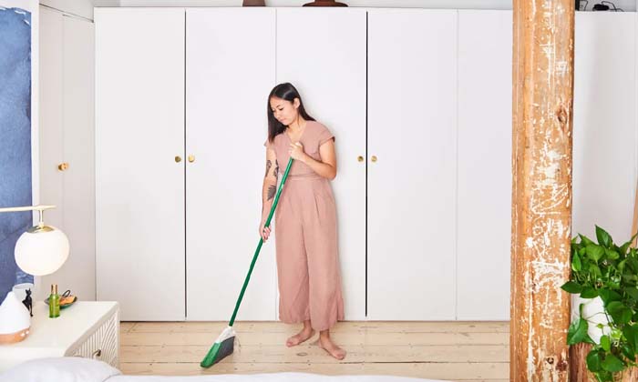  Are You Cleaning The House After Sunset But These Losses Are Inevitable , Vastu-TeluguStop.com