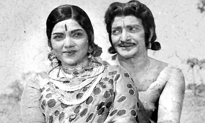 Telugu Aggi Ramudu, Allurisitarama, Bhanumathi, Ramudu, Sm Sriramulu-Telugu Stop Telugu Aggi Ramudu, Allurisitarama, Bhanumathi, Ramudu, Sm Sriramulu-Telugu Stop