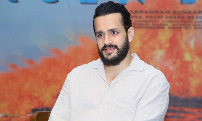 Telugu Akhil, Mammootty, Nagarjuna, Sakshi Vaidya, Surender Reddy, Tollywood-Mov