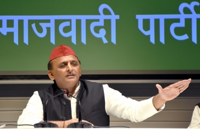  Akhilesh To Unveil Kanshi Ram Statue; Set To Strike At Bsp's Dalit Base In Up-TeluguStop.com