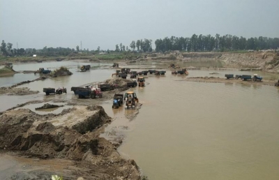  An Air Of Unease As Mining, Stone Crusher Units Up Pollution In Rural Yamunanaga-TeluguStop.com