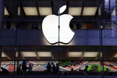  Apple Laying Off Small Number Of People In Corporate Roles: Report-TeluguStop.com