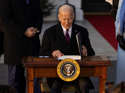  Biden To Launch Re-election Campaign Next Week: Report-TeluguStop.com