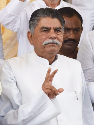  Bjp Blames Speaker For Taking Side Of Ruling Mahagathbandhan In Bihar-TeluguStop.com