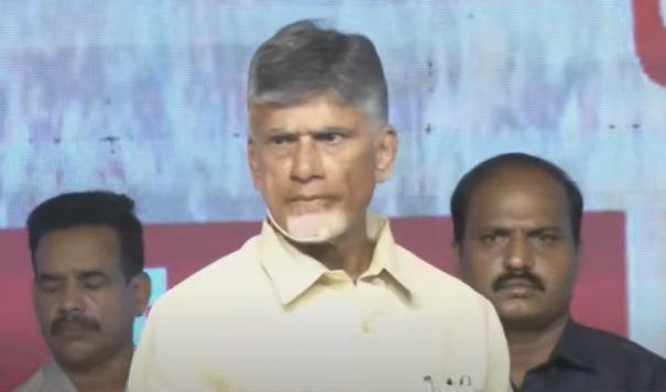 Ycp's Crooked Politics Chandrababu..!! Ycp's Crooked Politics Chandrababu..!!-TeluguStop.com