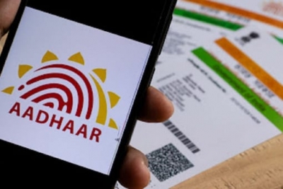  Centre Plans To Enable Aadhaar Authentication By Entities Other Than Govt Depts-TeluguStop.com