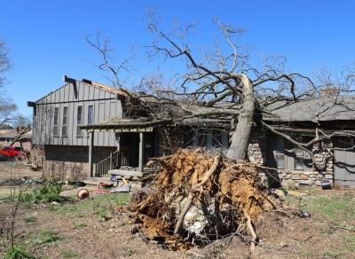  Death Toll Rises To 32 After Tornadoes Rip Us States-TeluguStop.com