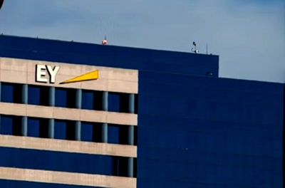  Ey To Slash 3,000 Jobs In The Us Due To 'overcapacity': Report-TeluguStop.com