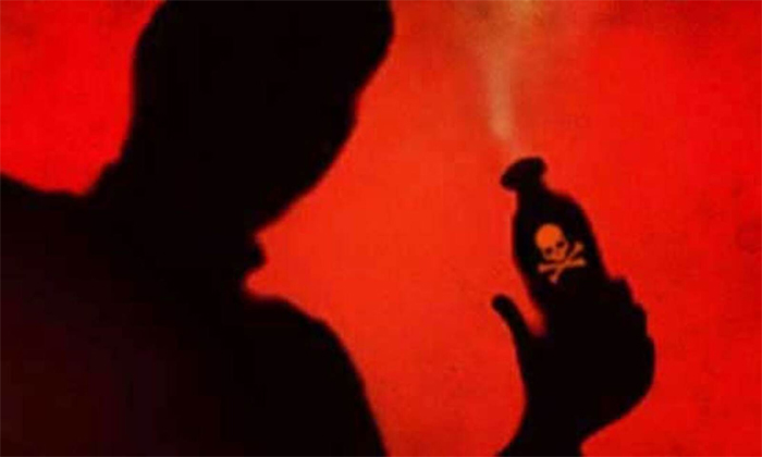 Telugu Acid, Bariely, Boy Friend, Dinesh Kumar, Thotaram, Love, Uttar Pradesh-La Telugu Acid, Bariely, Boy Friend, Dinesh Kumar, Thotaram, Love, Uttar Pradesh-La