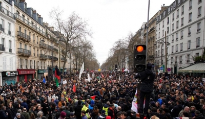  French Pension Reform Protests Wane Ahead Of Crucial Court Ruling-TeluguStop.com