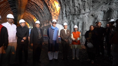  Gadkari Inspects Zojila Tunnel To Establish All Weather Connectivity For Ladakh-TeluguStop.com