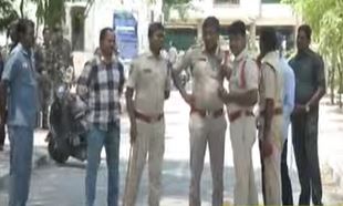  High Tension At Hanmakonda Court-TeluguStop.com