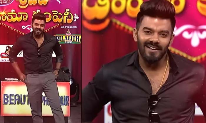 Telugu Extra Jabardast, Jabardasth, Rashmi, Sridevi-Movie Telugu Extra Jabardast, Jabardasth, Rashmi, Sridevi-Movie