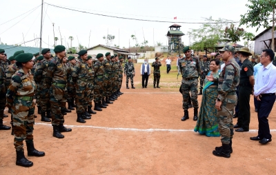  India To Lay Fencing Along Myanmar Border To Curb Smuggling, Infiltration-TeluguStop.com