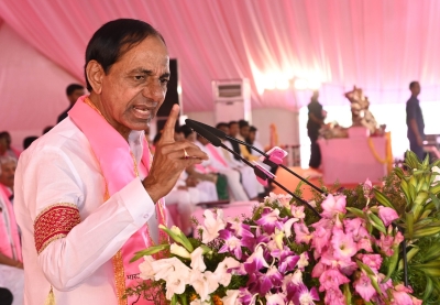  India Waiting For The Right Leader, Party: Kcr-TeluguStop.com