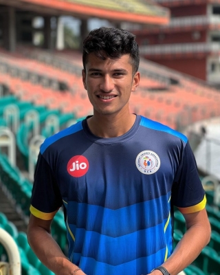  Ipl 2023: Kkr Rope In Aarya Desai For Remainder Of Season-TeluguStop.com