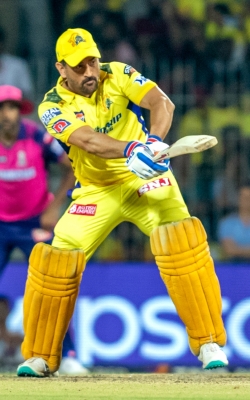  Ipl 2023: M.s. Dhoni Nursing Knee Injury, Reveals Csk Coach Stephen Fleming-TeluguStop.com