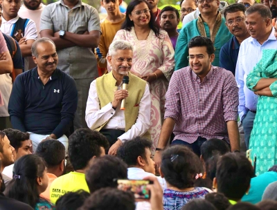  Jaishankar's Class On Foreign Policy At Bengaluru Park-TeluguStop.com