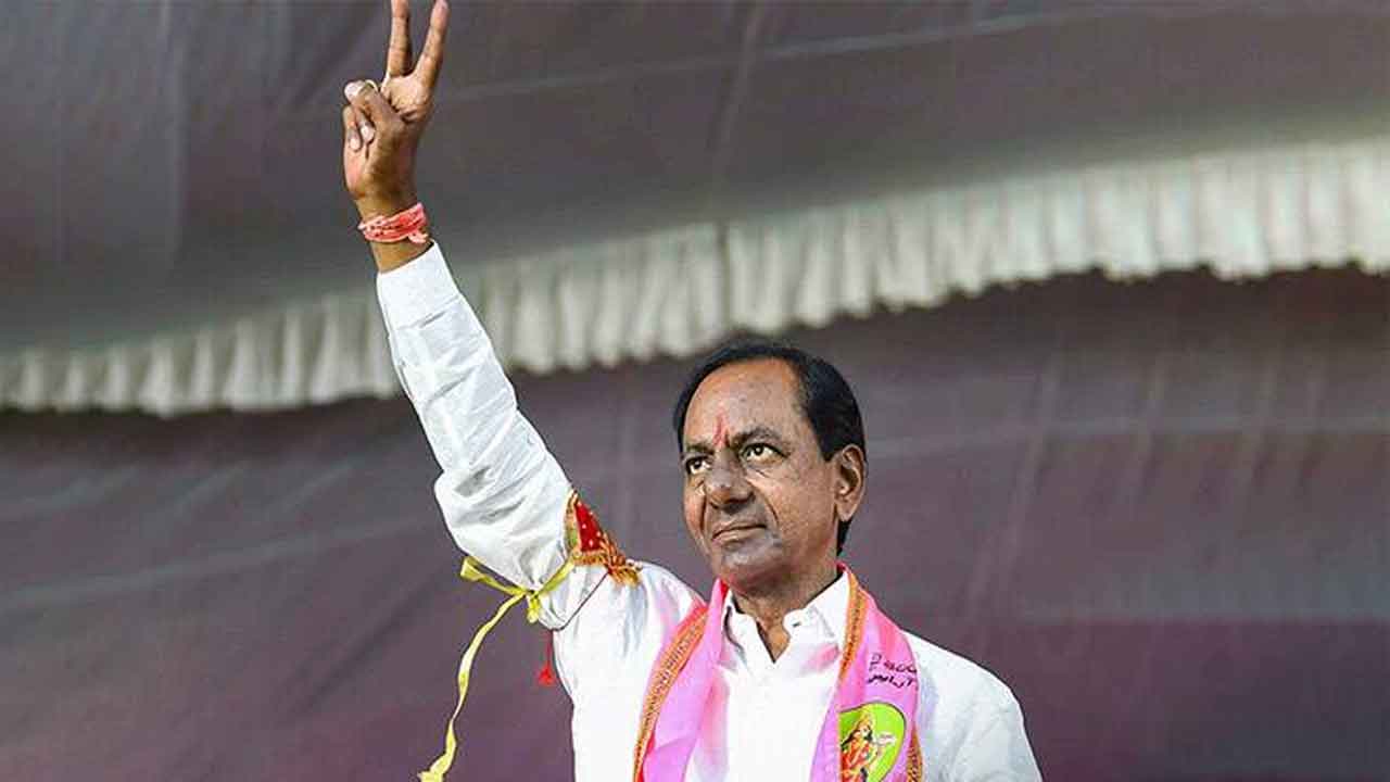  Kcr To Embark On India Tour To Strengthen Brs-TeluguStop.com