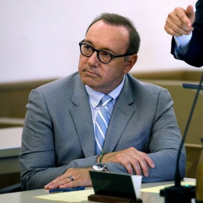  Kevin Spacey To Face 4 Week Trial In Uk Over Sex Assault Charges-TeluguStop.com