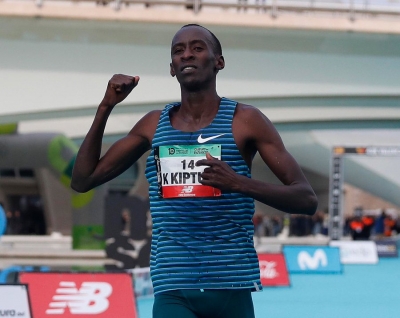  Kiptum Wins London Marathon Men's Race With Second Fastest Time In History-TeluguStop.com