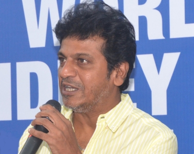  K'taka Polls: Kannada Superstar Shivarajkumar To Campaign For Congress-TeluguStop.com