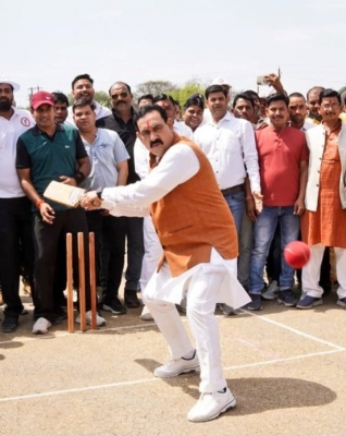  Narottam Mishra Turns 63, Likely To Get Key Position In Mp Bjp Soon-TeluguStop.com