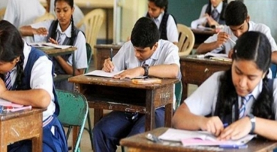  Over 11 Lakh Students Appear For Class 10 Exams In Telugu States-TeluguStop.com