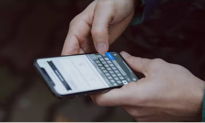 Phone Can Be The Reason Of Blast Know How To Prevent , Kerala, Phone, Blast, Li Phone Can Be The Reason Of Blast Know How To Prevent , Kerala, Phone, Blast, Li-TeluguStop.com