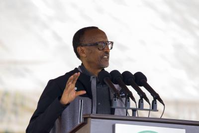  President Kagame Re-elected As Rwanda's Ruling Party Leader-TeluguStop.com