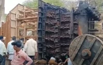  Maharatha Of Pennahobilam Temple Collapsed.. !!-TeluguStop.com