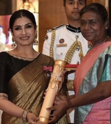  Raveena Tandon Responds To Trolls Who Question Her Padma Shri Win-TeluguStop.com