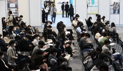  S.korea's Jobless Claims Rose 8.5% In March-TeluguStop.com