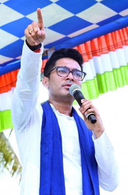  Sc Orders Transfer Of Abhishek Banerjee's Case From Justice Abhijit Gangopadhyay-TeluguStop.com