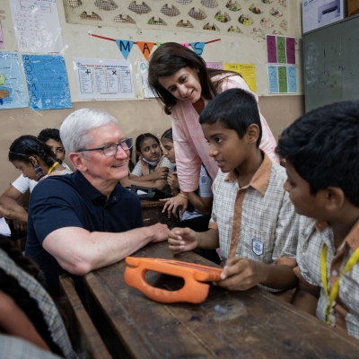  Seeing Kids In India Learn Via Tech Makes My Heart Sing: Tim Cook (ians Intervie-TeluguStop.com