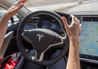 Tesla Gets New Interior 'personalisation System' Patent Tesla Gets New Interior 'personalisation System' Patent-TeluguStop.com