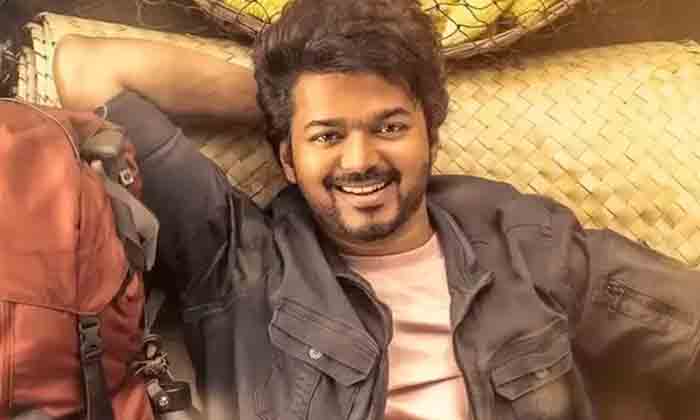  Thalapathy Vijay Makes His Instagram Debut With Pic-TeluguStop.com